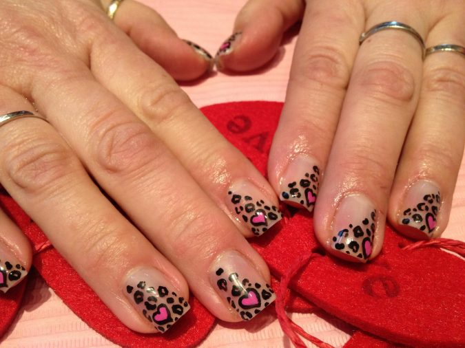 6 Most Stylish Leopard and Cheetah Nail Designs 18 340949_239331516148919_100002162183494_526223_1944107116_o2