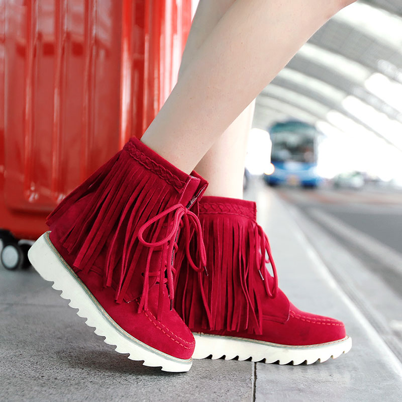 Fringing-Boots4 Top 10 Most Stylish Boot Trends