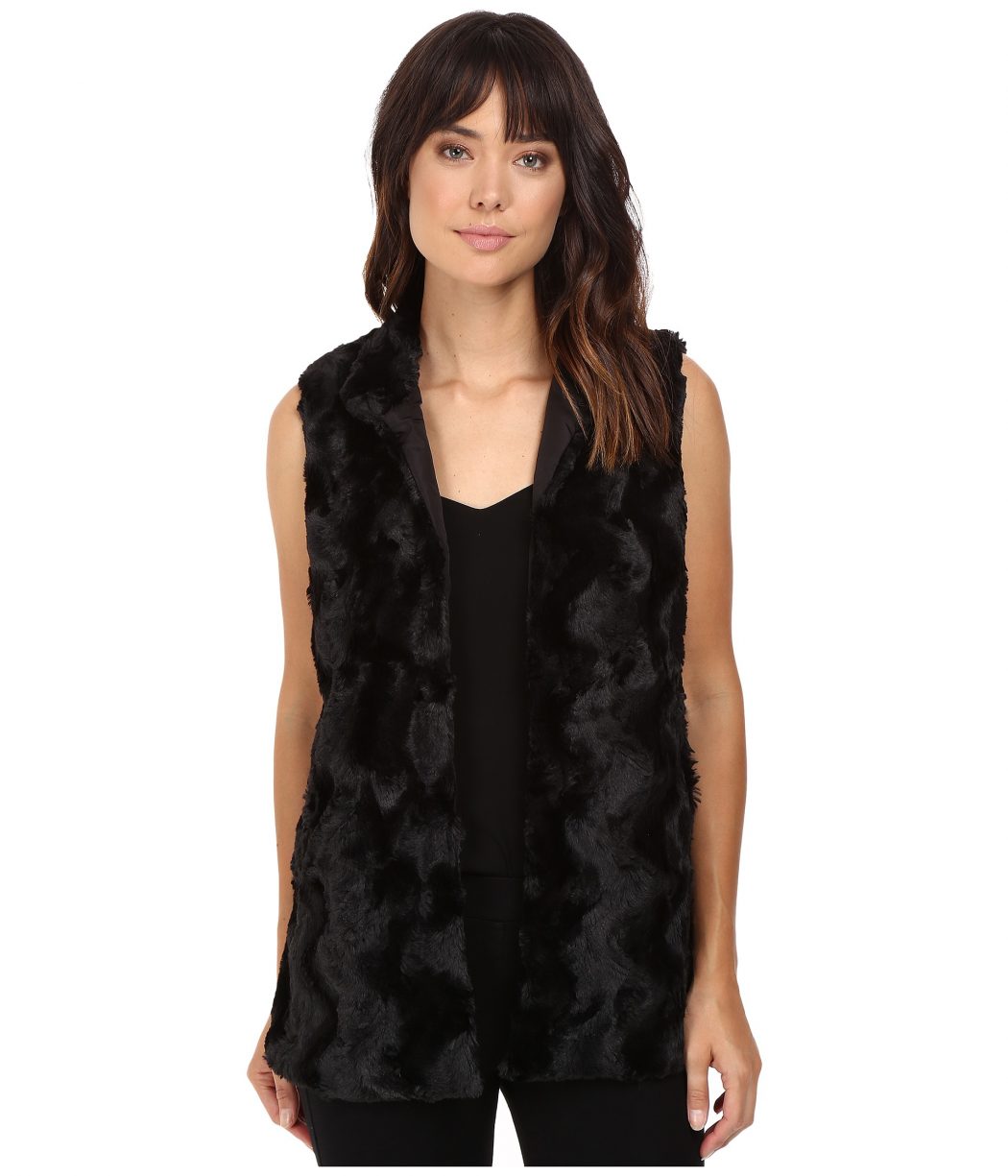 8 Main Winter & Fall Jackets & Coats Trends 12 Fur Vest1 8 Main Winter & Fall Jackets & Coats Trends - 12