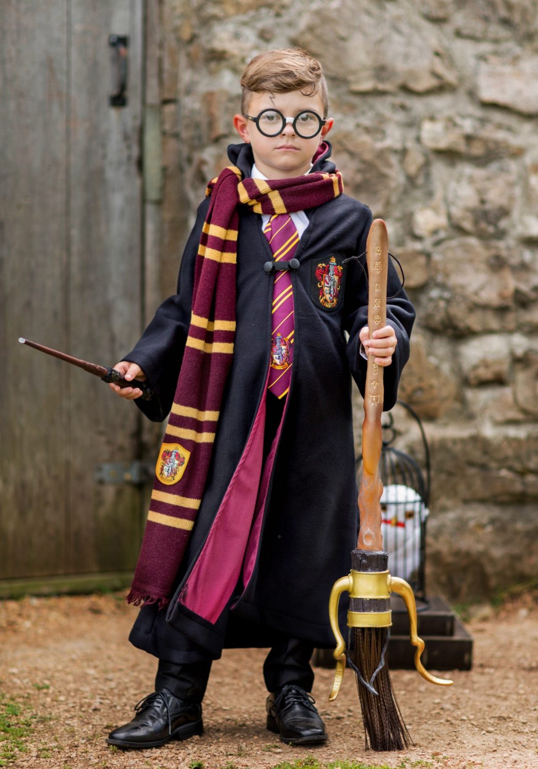 Top 10 Teenagers Halloween Costumes Trends 14 Harry Potter Cast2 Top 10 Teenagers Halloween Costumes Trends - 14