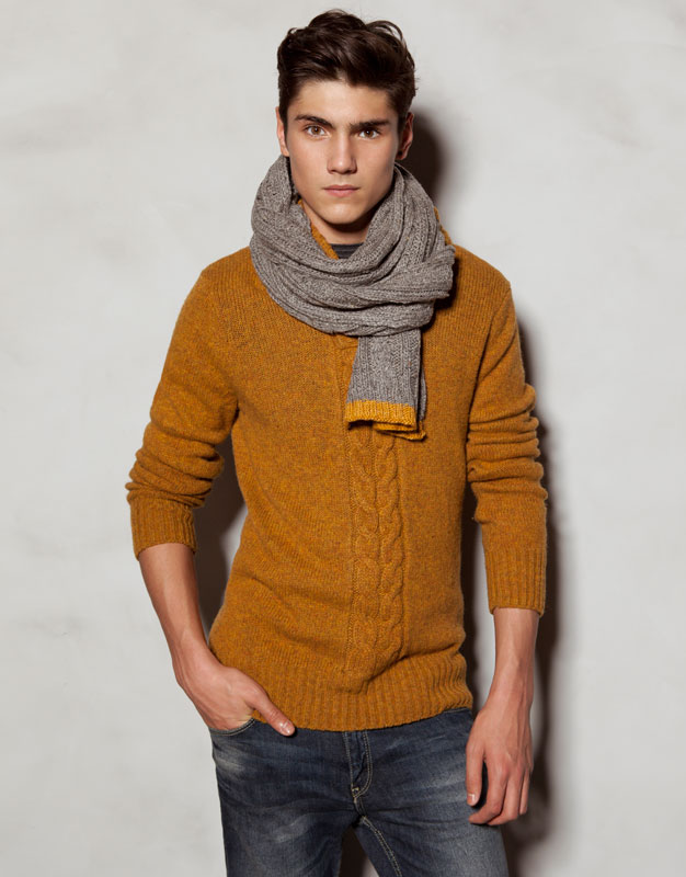 Knit sweater2 Next 8 Hottest Menswear Trends for Winter - 13