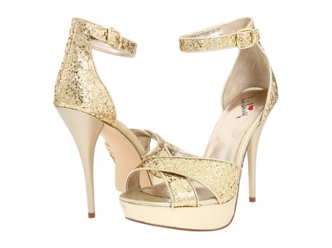 Stop Here ! Know How To Select The Best Golden And Silver Jewelry For Different Occasions ? 21 MiuMiu golden shoes12