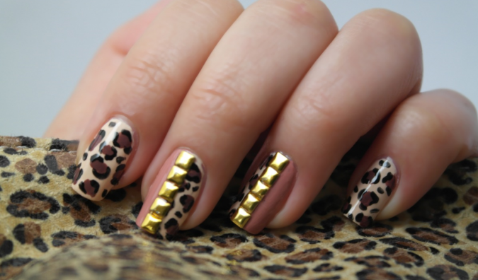 6 Most Stylish Leopard and Cheetah Nail Designs 6 aaaaaaaaa