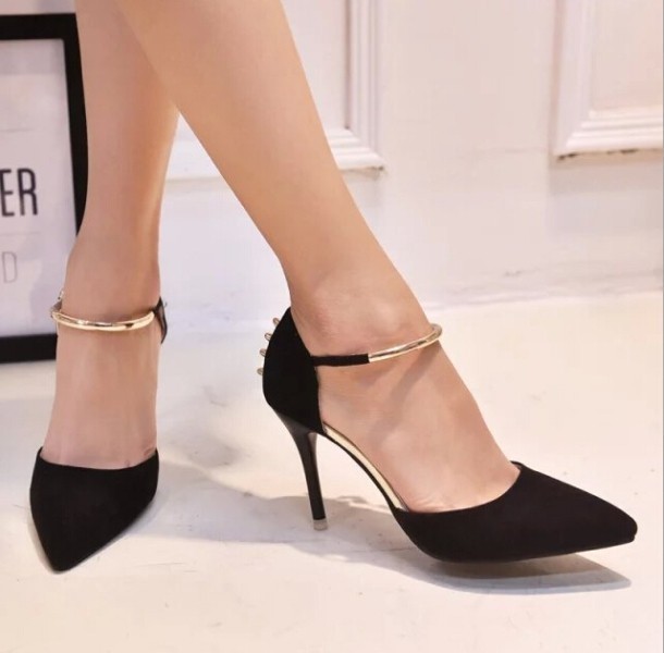 ankle-straps-6 28+ Catchiest Women's Shoe Trends to Expect in 2021