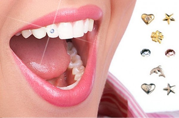 45 Amazing Teeth Jewelry Pieces For Extra Beauty 4 dis-pirlantasi
