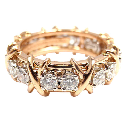Stop Here ! Know How To Select The Best Golden And Silver Jewelry For Different Occasions ? 109 gold and silver15
