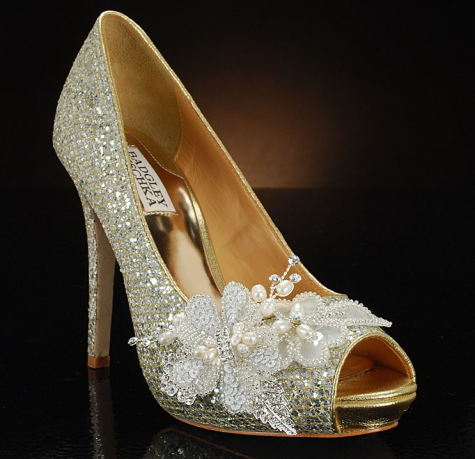 Stop Here ! Know How To Select The Best Golden And Silver Jewelry For Different Occasions ? 94 gold and silver4