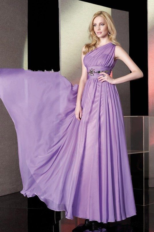 15 Hottest Fashion Color Trends You'll Love 18 lilac color (2)