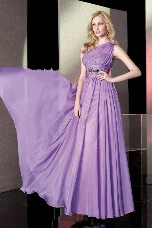 lilac-color-2 15 Hottest Fashion Color Trends You'll Love in 2020