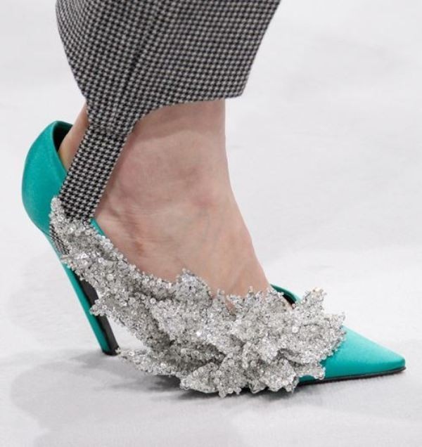luxury-shoes-2 28+ Catchiest Women's Shoe Trends to Expect in 2021