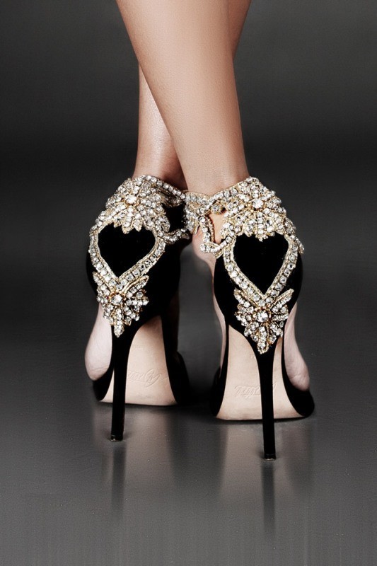 Embellished shoes for adding a luxurious look to your feet 