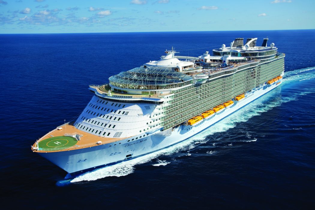 Top 10 Craziest Future Boat Designs 32 oasis-of-the-seas4