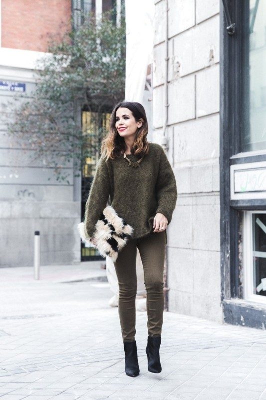 15 Hottest Fashion Color Trends You'll Love 70 olive green and khaki outfits (8)