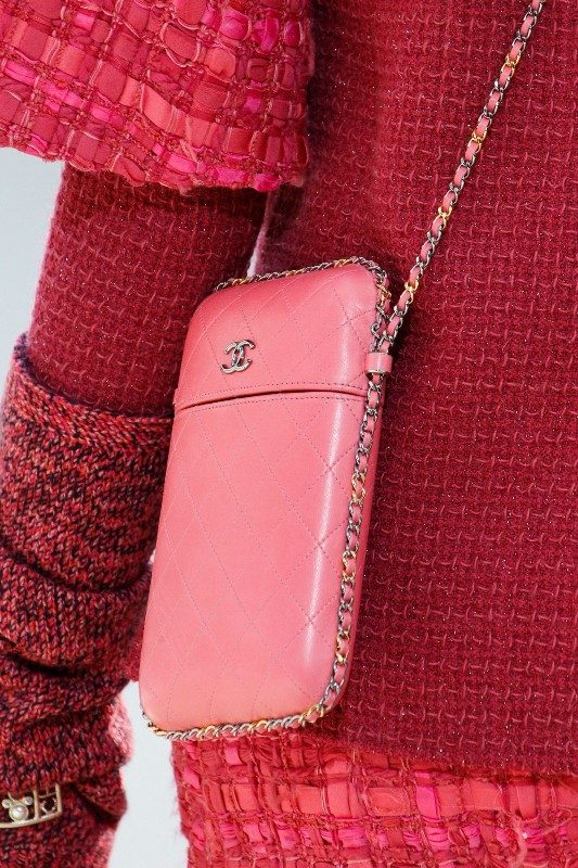 mini-bags-3 26+ Awesome Handbag Trends for Women in 2020