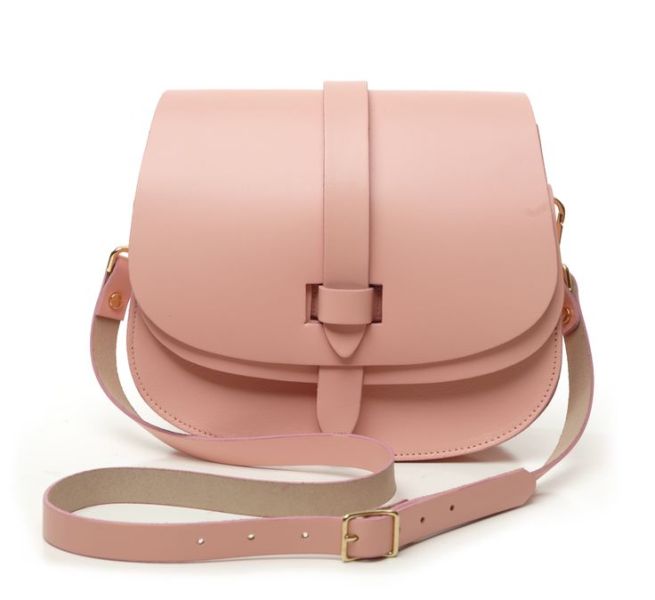 saddle-bags-4 26+ Awesome Handbag Trends for Women in 2020
