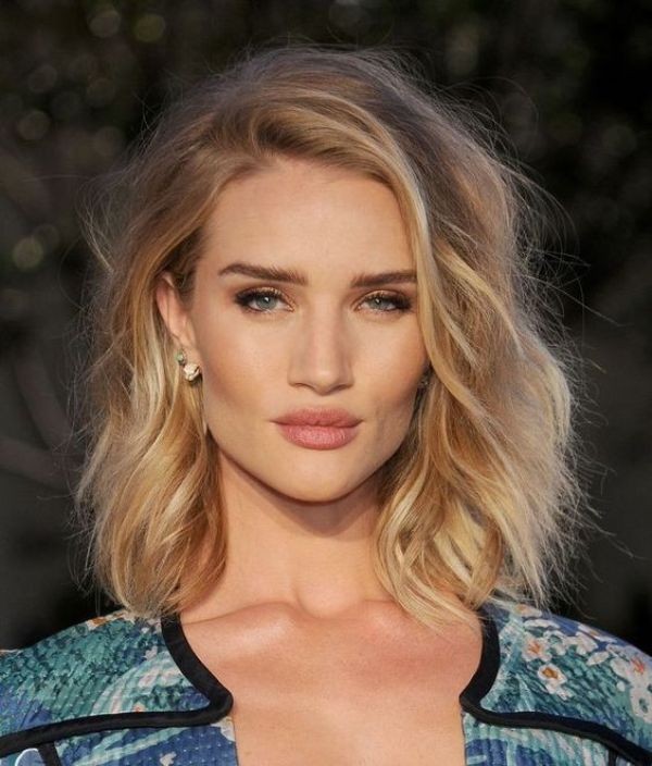 wavy-hair-7 20+ Hottest Haircuts & Hairstyles for Women in 2020