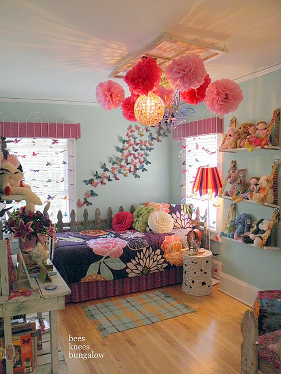 wonderful-globe-pendant-lamps-beauty-pink-big-flowers-hanging-crafts-wooden-floor-gingham-patterned-blue-floor-mat-wooden-fence-shape-platform-bed-floral-patterned-bedding-sheets-and-pillows-blue-wall