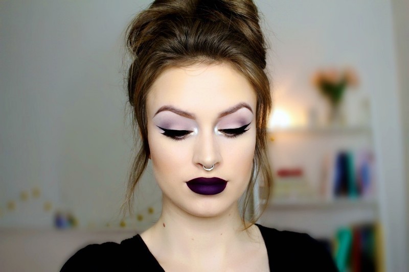 dark-lips-7 14 Latest Makeup Trends to Be More Gorgeous in 2020
