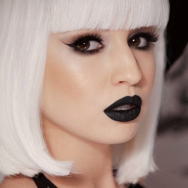 dark-lips-8 14 Latest Makeup Trends to Be More Gorgeous in 2020