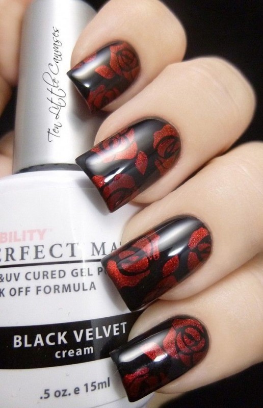 dark-nails