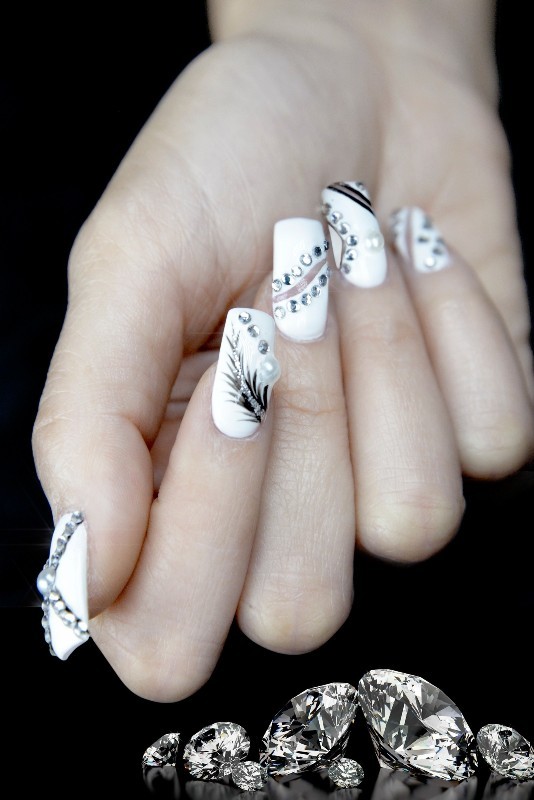 embellished-nails