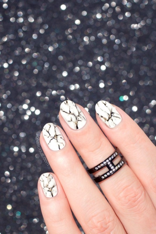 marble-nails-1 28+ Dazzling Nail Polish Trends You Must Try in 2022