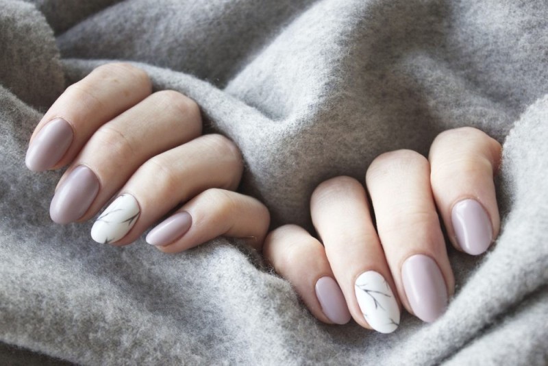 marble-nails-5 28+ Dazzling Nail Polish Trends You Must Try in 2022