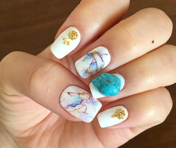 marble-nails-6 28+ Dazzling Nail Polish Trends You Must Try in 2022