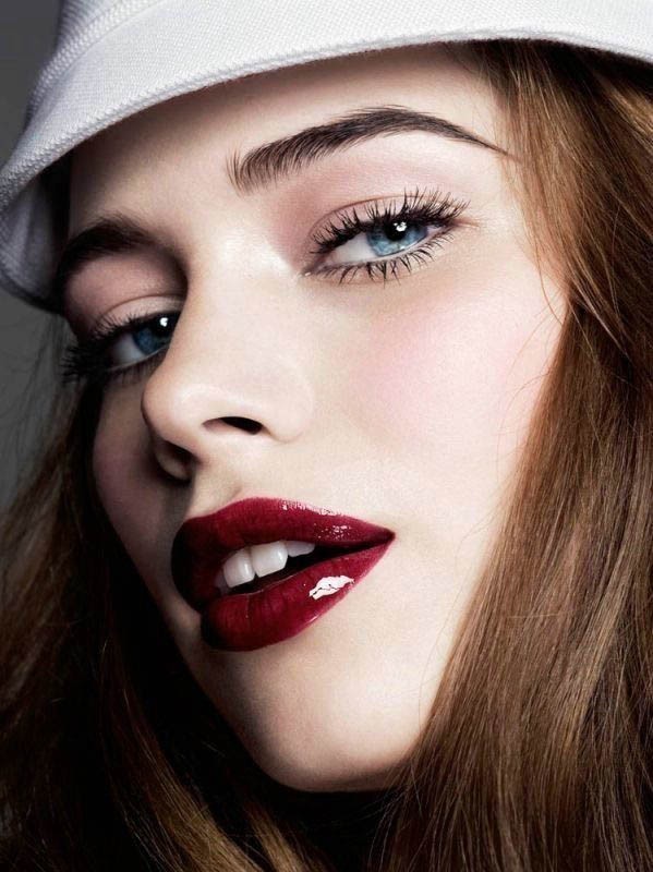 red-lips-4 14 Latest Makeup Trends to Be More Gorgeous in 2020