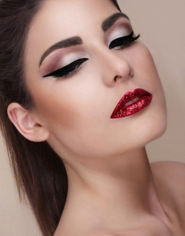 red-lips-6 14 Latest Makeup Trends to Be More Gorgeous in 2020
