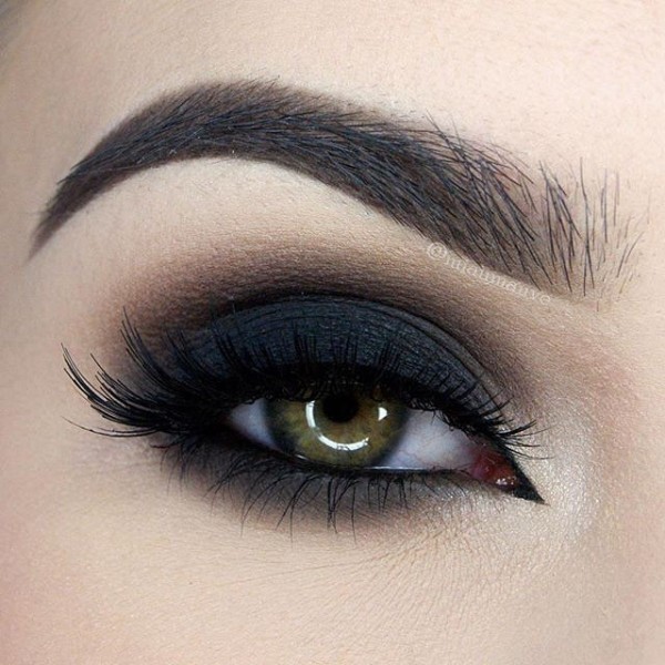 smokey-eyes-5 14 Latest Makeup Trends to Be More Gorgeous in 2020