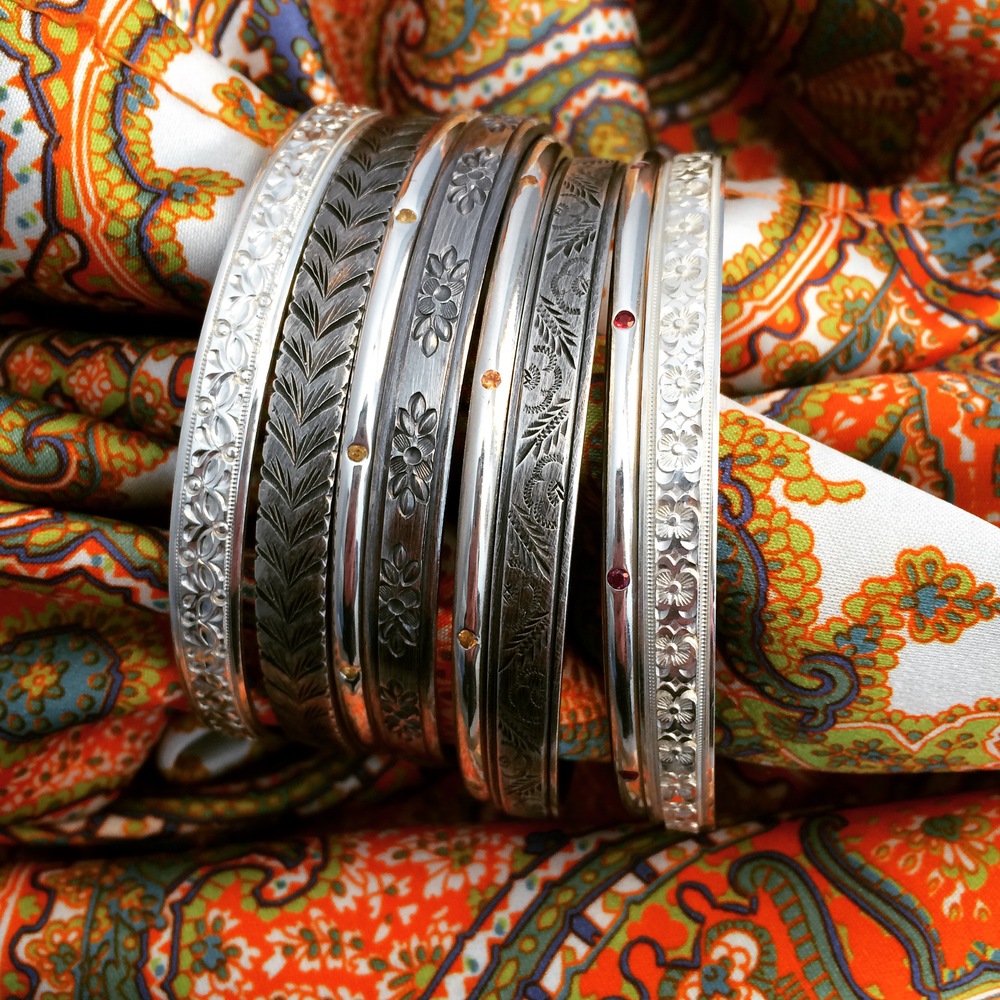 10 Most Beauty Trends That Men Hate 4 BANGLES4 10 Most Beauty Trends That Men Hate - 4