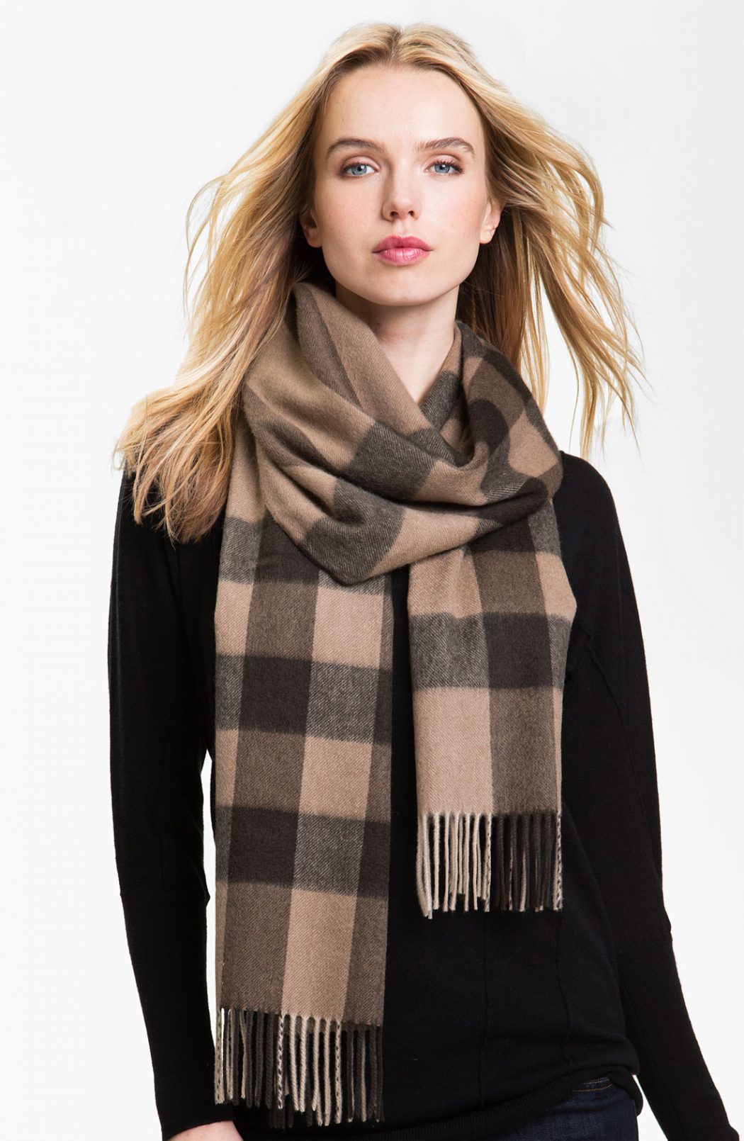 Cashmere-Scarf3 22+ Elegant Scarf Trend Forecast for Winter & Fall 2020