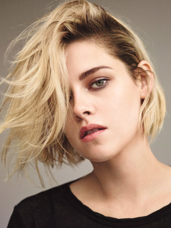 Kristen Stewart Trendy Fashion: 15+ Hottest Celebrities' Hairstyles Trends - 23