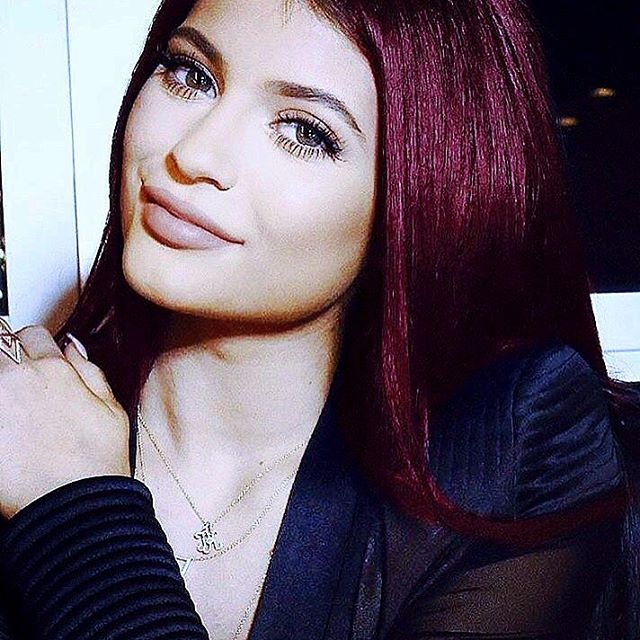 Kylie Jenner4 Trendy Fashion: 15+ Hottest Celebrities' Hairstyles Trends - 9