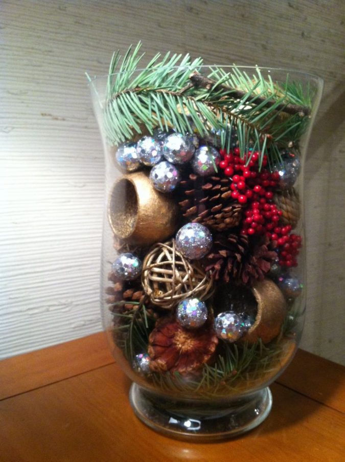 new-years-decoration-with-christmas-leftovers