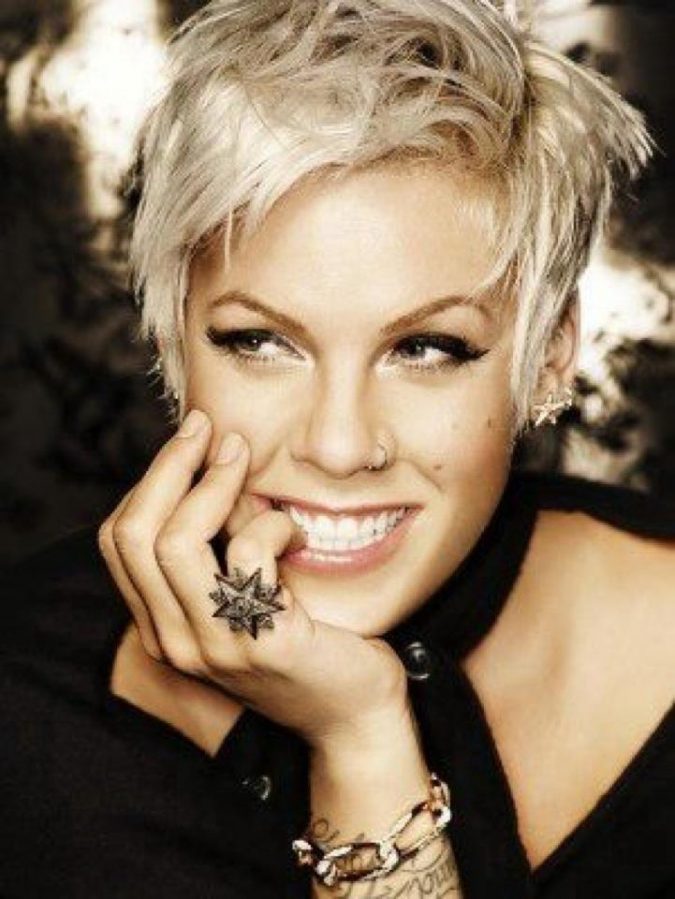 Trendy Fashion: 15+ Hottest Celebrities' Hairstyles Trends 3 Pink4 Trendy Fashion: 15+ Hottest Celebrities' Hairstyles Trends - 3