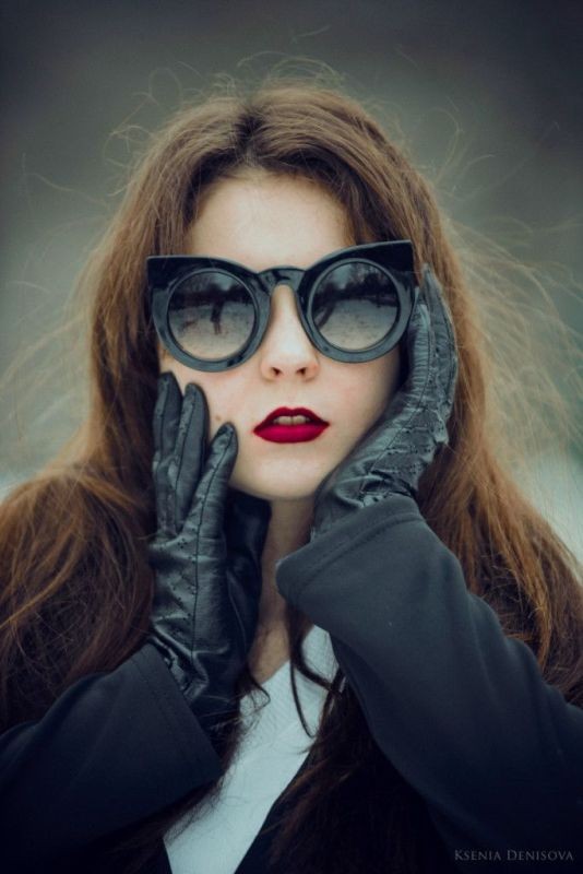 Round-Cat-Eye-Sunglasses-1 Best 10 Hottest Eyewear Trends for Men & Women 2022