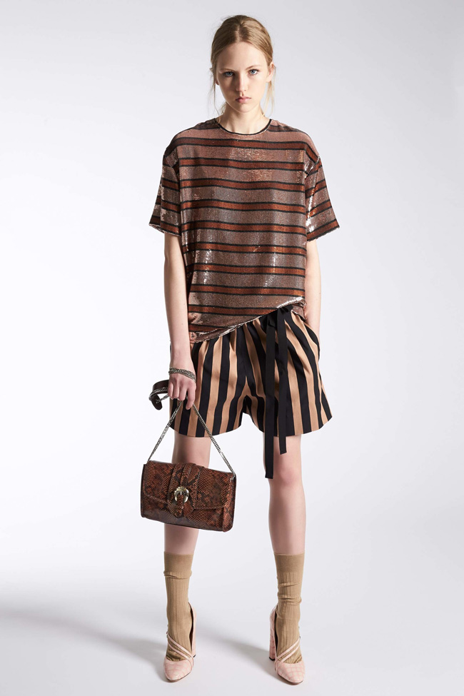 Stripes2 6 Hottest Fashion Trends of Spring & Summer - 25