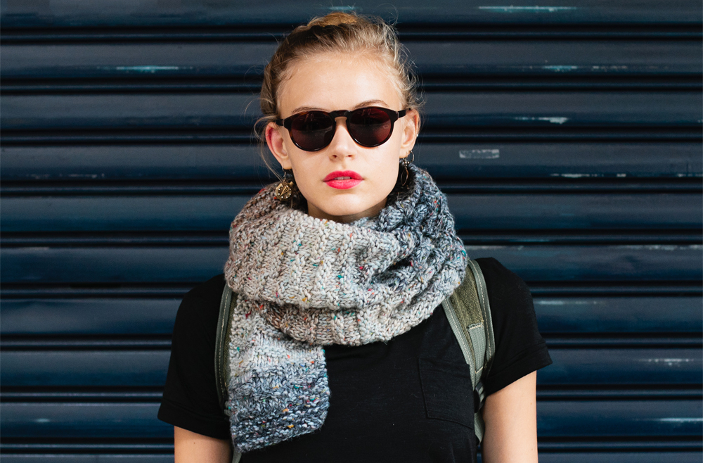 22+ Elegant Scarf Trend Forecast for Winter & Fall 25 Thick Knit Scarf5 22+ Elegant Scarf Trend Forecast for Winter & Fall - 25
