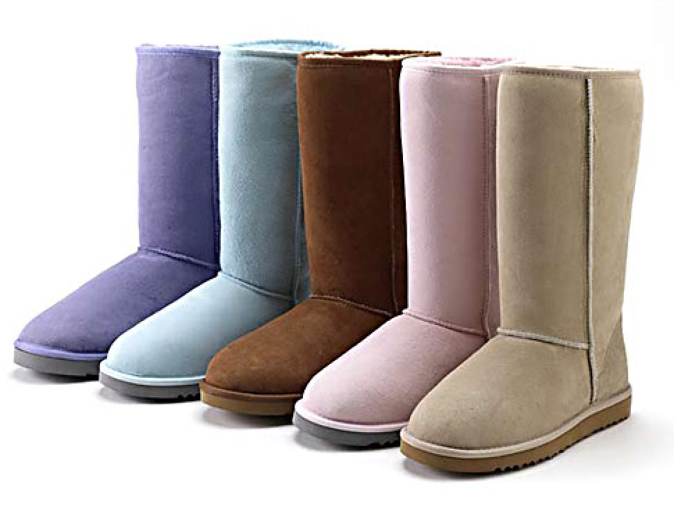 UGG BOOTS1 10 Most Beauty Trends That Men Hate - 22