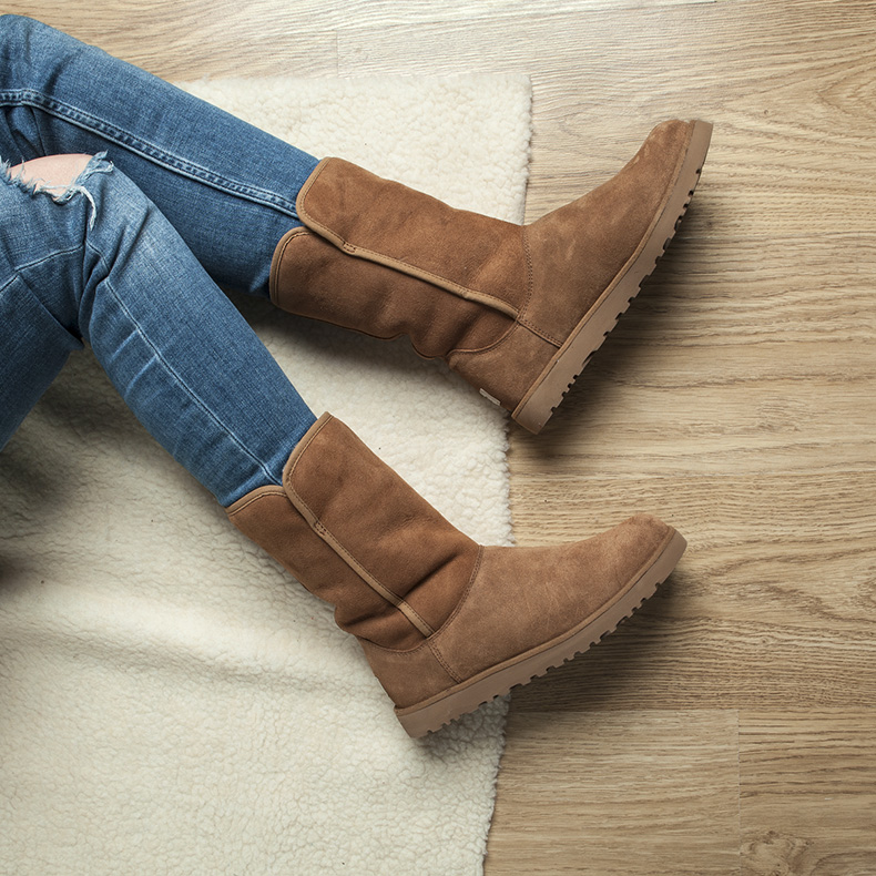 10 Most Beauty Trends That Men Hate 25 UGG BOOTS5 10 Most Beauty Trends That Men Hate - 25