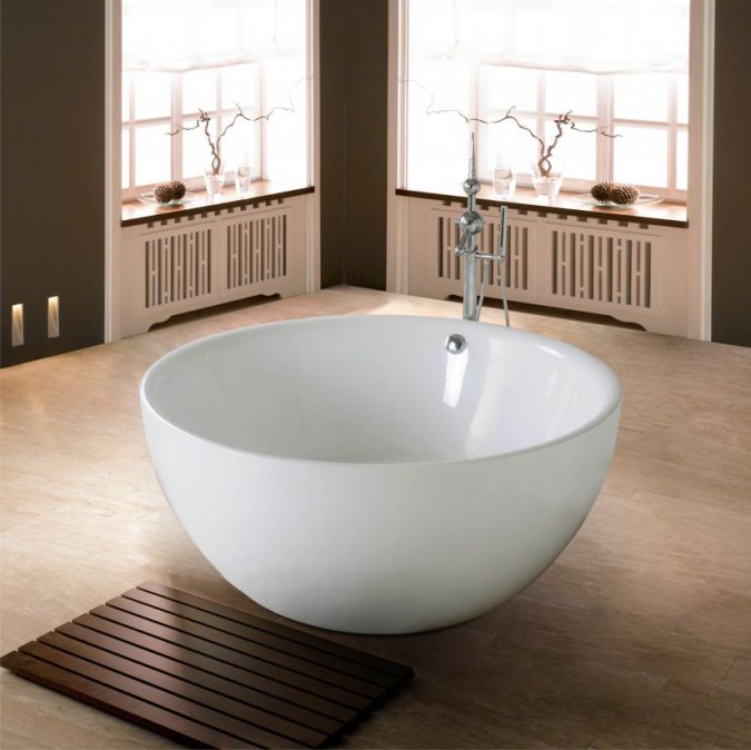 Wooden-square-shaped-bath-rug-675x674 10 Creative DIY Bathroom Rugs