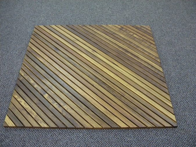 Wooden square shaped bath rug4 10 Creative DIY Bathroom Rugs - 17
