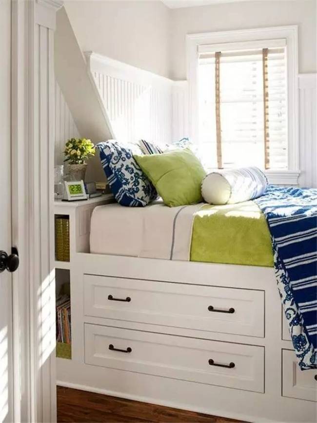 built up drawers2 30+ Best Design Ideas for Teens’ Bedrooms - 27