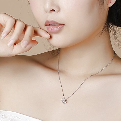 cubic diamond necklace2 6 Hottest Necklace Trends For Summer - 20