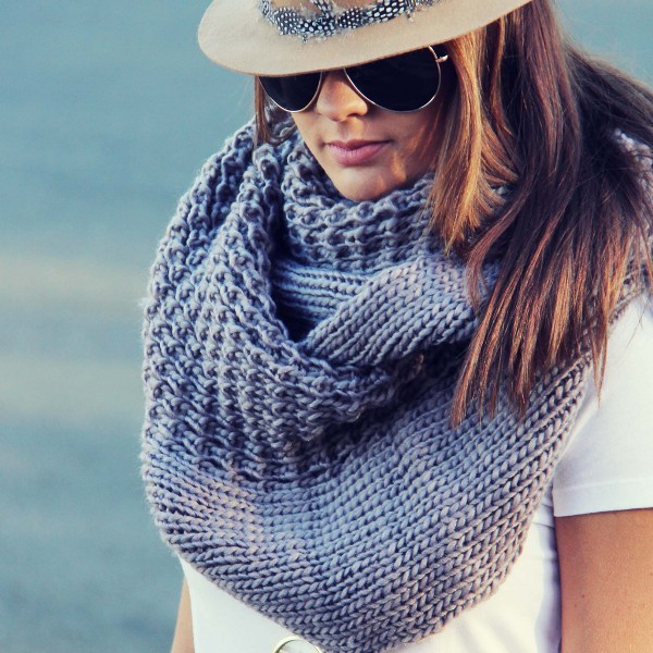 knit-scarves-16 20+ Catchiest Scarf Trends for Women in 2020