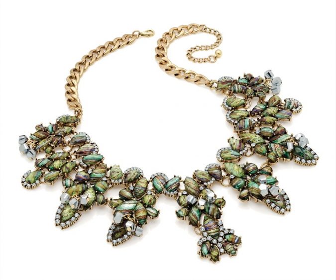 lcbn009 vintage look statement necklace with striking green marble effect1000 1 6 Hottest Necklace Trends For Summer - 14