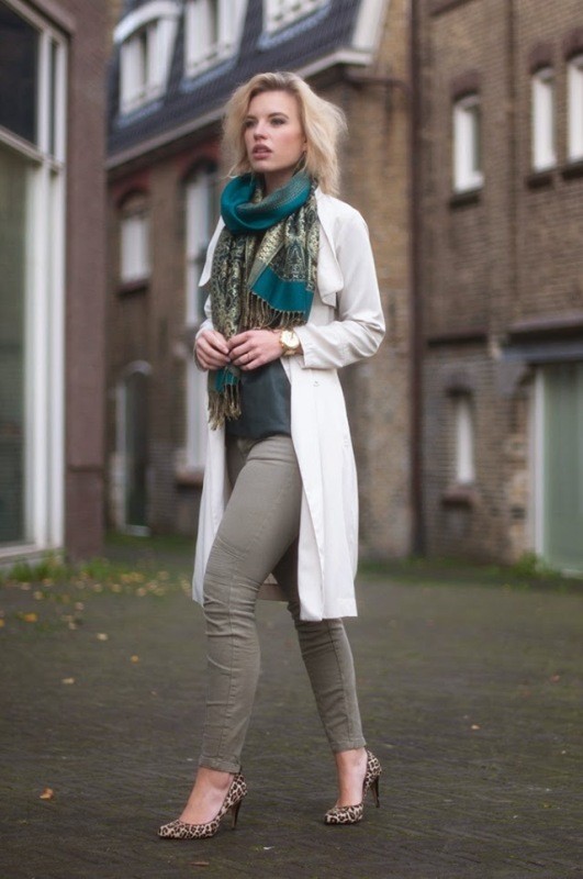 20+ Catchiest Scarf Trends for Women 77 long-scarves-12
