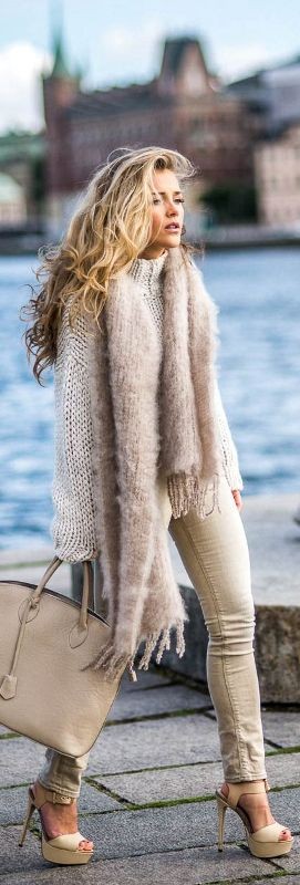 20+ Catchiest Scarf Trends for Women 64 long-scarves